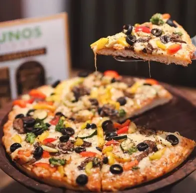 Juno's Pizza Consulted by Debox